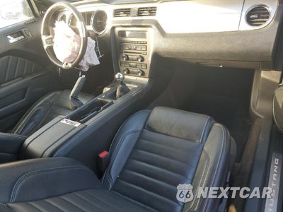 Zdjęcie 8 z 14 samochodu: 2013 FORD MUSTANG GT VIN:1ZVBP8CF8D5274247 - miniatura