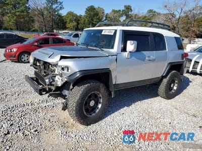 2007 TOYOTA FJ CRUISER JTEBU11F170060669 - główne zdjęcie licytacji z USA - miniatura