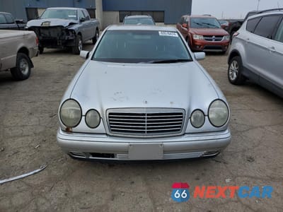Piąte zdjęcie samochodu w środku: 1999 MERCEDES-BENZ E 320 VIN:WDBJF65H1XA937396 - miniatura