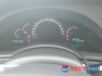 Zdjęcie 9 z 16 samochodu: 2005 CHRYSLER PACIFICA TOURING VIN:2C4GM68485R533837 - miniatura