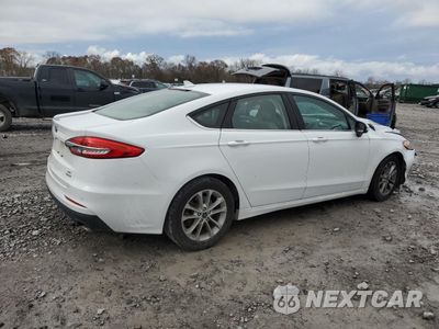 Trzecie zdjęcie samochodu z tyłu: 2019 FORD FUSION SE VIN:3FA6P0HDXKR145794 - miniatura