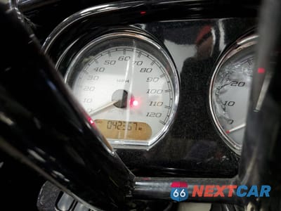 Zdjęcie 7 z 10 samochodu: 2015 HARLEY-DAVIDSON FLTRXS ROAD GLIDE SPECIAL VIN:1HD1KTM11FB690498 - miniatura
