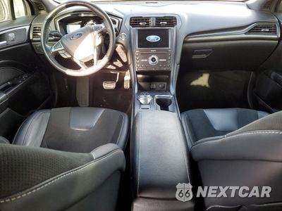 Zdjęcie 8 z 14 samochodu: 2019 FORD FUSION SPORT VIN:3FA6P0VP6KR172182 - miniatura
