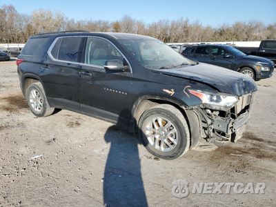 Czwarte zdjęcie samochodu z boku: 2020 CHEVROLET TRAVERSE LT VIN:1GNERGKW3LJ231969 - miniatura