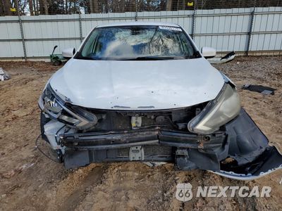 Piąte zdjęcie samochodu w środku: 2018 NISSAN SENTRA S VIN:3N1AB7AP7JY225187 - miniatura