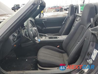 Zdjęcie 7 z 12 samochodu: 2006 MAZDA MX-5 MIATA VIN:JM1NC25FX60102906 - miniatura
