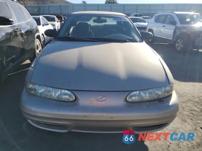 Piąte zdjęcie samochodu w środku: 2003 OLDSMOBILE ALERO GL VIN:1G3NL52E63C115515 - miniatura