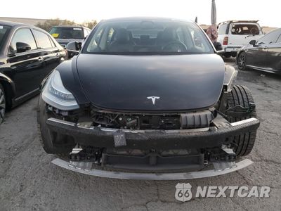 Piąte zdjęcie samochodu w środku: 2019 TESLA MODEL 3 VIN:5YJ3E1EA4KF397657 - miniatura