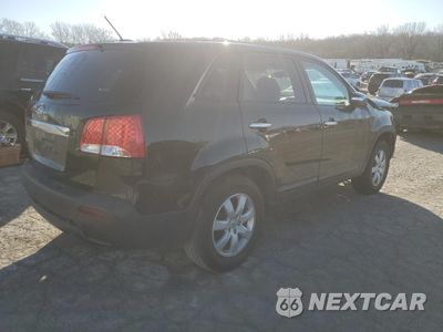 Trzecie zdjęcie samochodu z tyłu: 2011 KIA SORENTO BASE VIN:5XYKT3A18BG186442 - miniatura