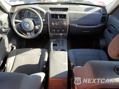Zdjęcie 8 z 14 samochodu: 2012 JEEP LIBERTY SPORT VIN:1C4PJMAK9CW138754 - miniatura
