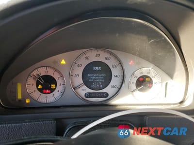 Zdjęcie 9 z 12 samochodu: 2006 MERCEDES-BENZ CLK 350 VIN:WDBTK56F26F205145 - miniatura