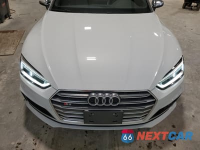 Piąte zdjęcie samochodu w środku: 2019 AUDI S5 PREMIUM PLUS VIN:WAUB4CF5XKA075770 - miniatura