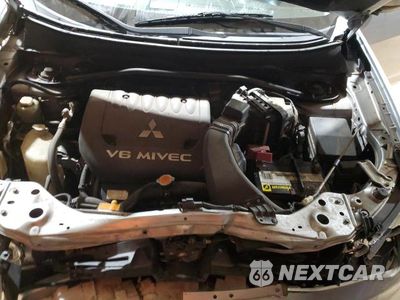 Zdjęcie 12 z 13 samochodu: 2007 MITSUBISHI OUTLANDER XLS VIN:JA4MS41X37U008444 - miniatura