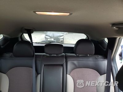 Zdjęcie 10 z 15 samochodu: 2013 HYUNDAI TUCSON GLS VIN:KM8JU3AC1DU689589 - miniatura