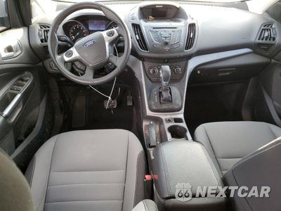 Zdjęcie 8 z 14 samochodu: 2015 FORD ESCAPE SE VIN:1FMCU9GX1FUB75315 - miniatura