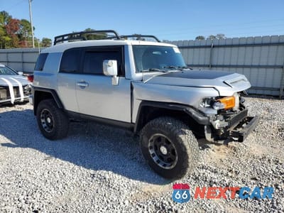 Czwarte zdjęcie samochodu z boku: 2007 TOYOTA FJ CRUISER VIN:JTEBU11F170060669 - miniatura
