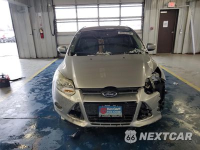 Piąte zdjęcie samochodu w środku: 2014 FORD FOCUS SE VIN:1FADP3K29EL441893 - miniatura