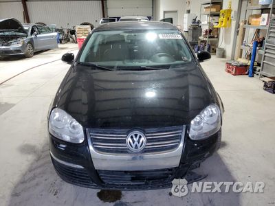 Piąte zdjęcie samochodu w środku: 2010 VOLKSWAGEN JETTA SE VIN:3VWRZ7AJ1AM045425 - miniatura