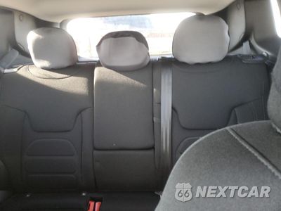 Zdjęcie 10 z 15 samochodu: 2022 JEEP RENEGADE LATITUDE VIN:ZACNJDB15NPN58750 - miniatura