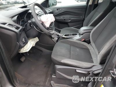 Zdjęcie 7 z 16 samochodu: 2013 FORD ESCAPE S VIN:1FMCU0F70DUB17612 - miniatura