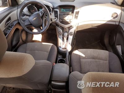 Zdjęcie 8 z 12 samochodu: 2013 CHEVROLET CRUZE LS VIN:1G1PA5SG2D7207935 - miniatura