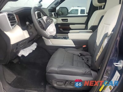 Zdjęcie 7 z 15 samochodu: 2024 TOYOTA SEQUOIA SR5 VIN:7SVAAABA9RX039208 - miniatura