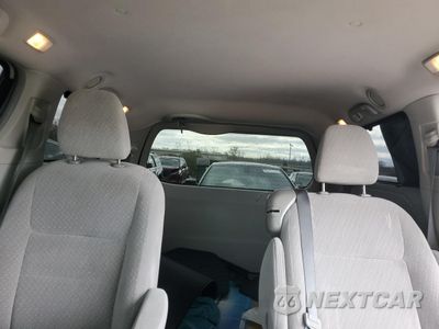 Zdjęcie 10 z 15 samochodu: 2011 TOYOTA SIENNA LE VIN:5TDKK3DC4BS172055 - miniatura