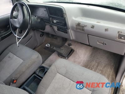 Zdjęcie 8 z 13 samochodu: 1994 MAZDA B3000 CAB PLUS VIN:4F4CR16U5RTM25204 - miniatura