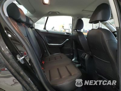 Zdjęcie 10 z 13 samochodu: 2010 VOLKSWAGEN JETTA SE VIN:3VWRZ7AJ1AM045425 - miniatura