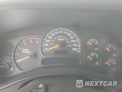 Zdjęcie 9 z 14 samochodu: 2004 CHEVROLET SILVERADO K2500 HEAVY DUTY VIN:1GCHK23114F102990 - miniatura