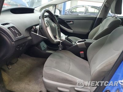Zdjęcie 7 z 13 samochodu: 2013 TOYOTA PRIUS VIN:JTDKN3DU7D5542066 - miniatura