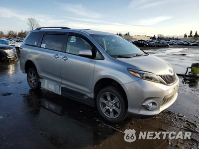 Czwarte zdjęcie samochodu z boku: 2017 TOYOTA SIENNA SE VIN:5TDXZ3DC4HS806247 - miniatura