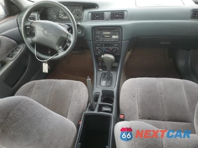 Zdjęcie 8 z 12 samochodu: 1997 TOYOTA CAMRY CE VIN:4T1BG22K7VU183634 - miniatura