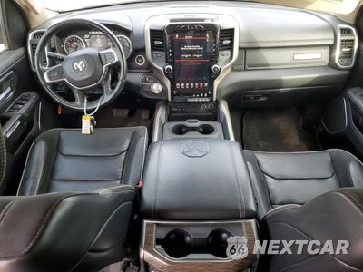 Zdjęcie 8 z 12 samochodu: 2019 RAM 1500 LARAMIE VIN:1C6RREJT4KN916681 - miniatura