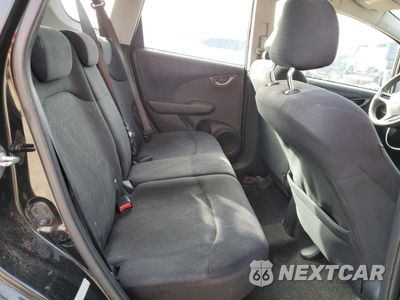 Zdjęcie 12 z 17 samochodu: 2010 HONDA FIT SPORT VIN:JHMGE8H44AS021590 - miniatura