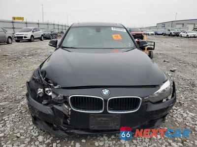Piąte zdjęcie samochodu w środku: 2014 BMW 320 I XDRIVE VIN:WBA3C3C52EF986145 - miniatura