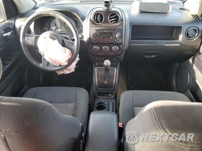 Zdjęcie 8 z 16 samochodu: 2013 JEEP COMPASS LATITUDE VIN:1C4NJDEB6DD164386 - miniatura