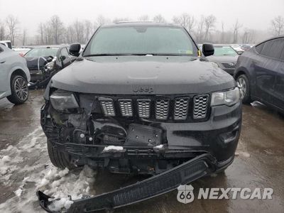 Piąte zdjęcie samochodu w środku: 2018 JEEP GRAND CHEROKEE LAREDO VIN:1C4RJFAG4JC394105 - miniatura