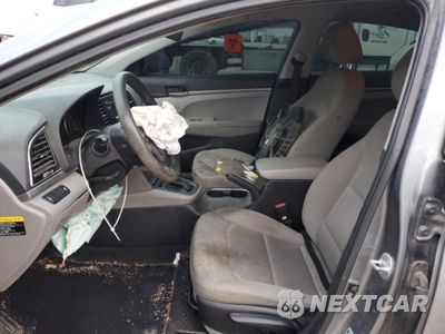 Zdjęcie 7 z 14 samochodu: 2018 HYUNDAI ELANTRA SE VIN:KMHD74LF3JU632792 - miniatura
