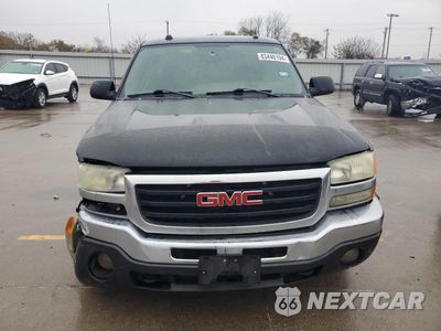 Piąte zdjęcie samochodu w środku: 2004 GMC NEW SIERRA C1500 VIN:2GTEC19T141284510 - miniatura