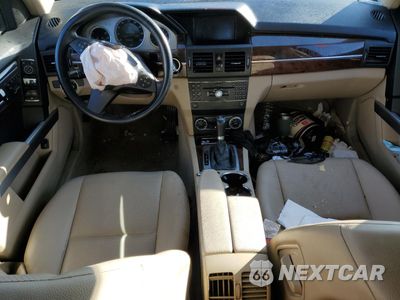 Zdjęcie 8 z 13 samochodu: 2010 MERCEDES-BENZ GLK 350 4MATIC VIN:WDCGG8HB5AF428122 - miniatura