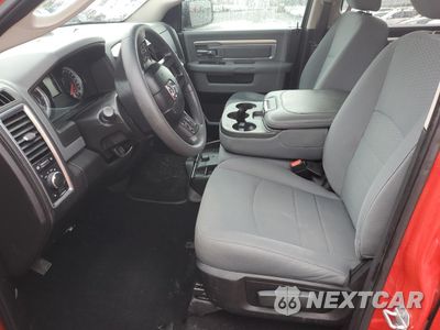 Zdjęcie 7 z 14 samochodu: 2019 RAM 1500 CLASSIC SLT VIN:1C6RR6TTXKS656551 - miniatura