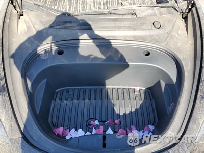 Zdjęcie 13 z 14 samochodu: 2023 TESLA MODEL 3 VIN:5YJ3E1EA0PF480980 - miniatura