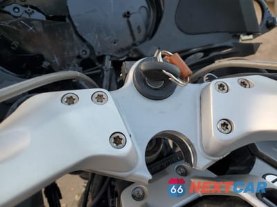 Zdjęcie 8 z 10 samochodu: 2012 BMW R1200 RT VIN:WB1044008CZW21494 - miniatura
