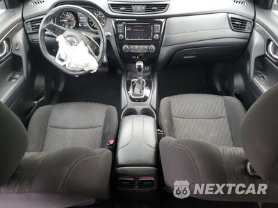 Zdjęcie 8 z 17 samochodu: 2019 NISSAN ROGUE S VIN:5N1AT2MT7KC840172 - miniatura