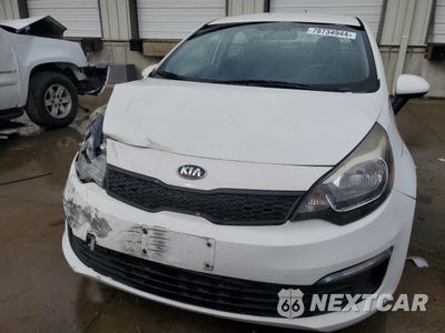 Piąte zdjęcie samochodu w środku: 2016 KIA RIO LX VIN:KNADM4A3XG6599323 - miniatura