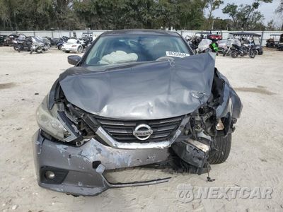 Piąte zdjęcie samochodu w środku: 2017 NISSAN ALTIMA 2.5 VIN:1N4AL3AP2HC175746 - miniatura