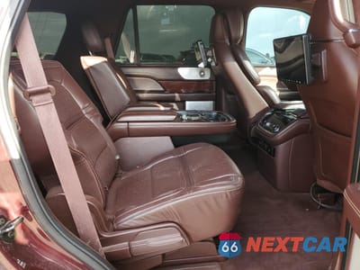 Zdjęcie 11 z 16 samochodu: 2018 LINCOLN NAVIGATOR BLACK LABEL VIN:5LMJJ2TT5JEL08183 - miniatura