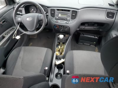 Zdjęcie 8 z 12 samochodu: 2007 KIA RIO BASE VIN:KNADE123076278885 - miniatura