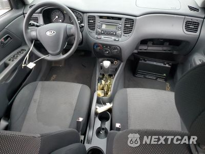 Zdjęcie 8 z 12 samochodu: 2007 KIA RIO BASE VIN:KNADE123076278885 - miniatura